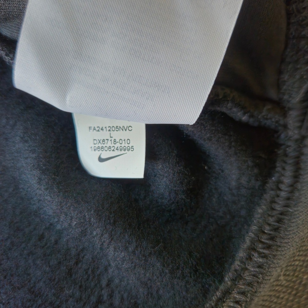 Nike Quarter Zip Pullover L Black Apothic Wine Logo Fleece Gorpcore Athleisure - Picture 10 of 10